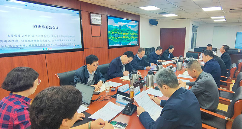 中國(guó)廣電甘肅公司召開學(xué)習(xí)會(huì)議，強(qiáng)調(diào)打造智慧廣電媒體，發(fā)展智慧廣電網(wǎng)絡(luò)